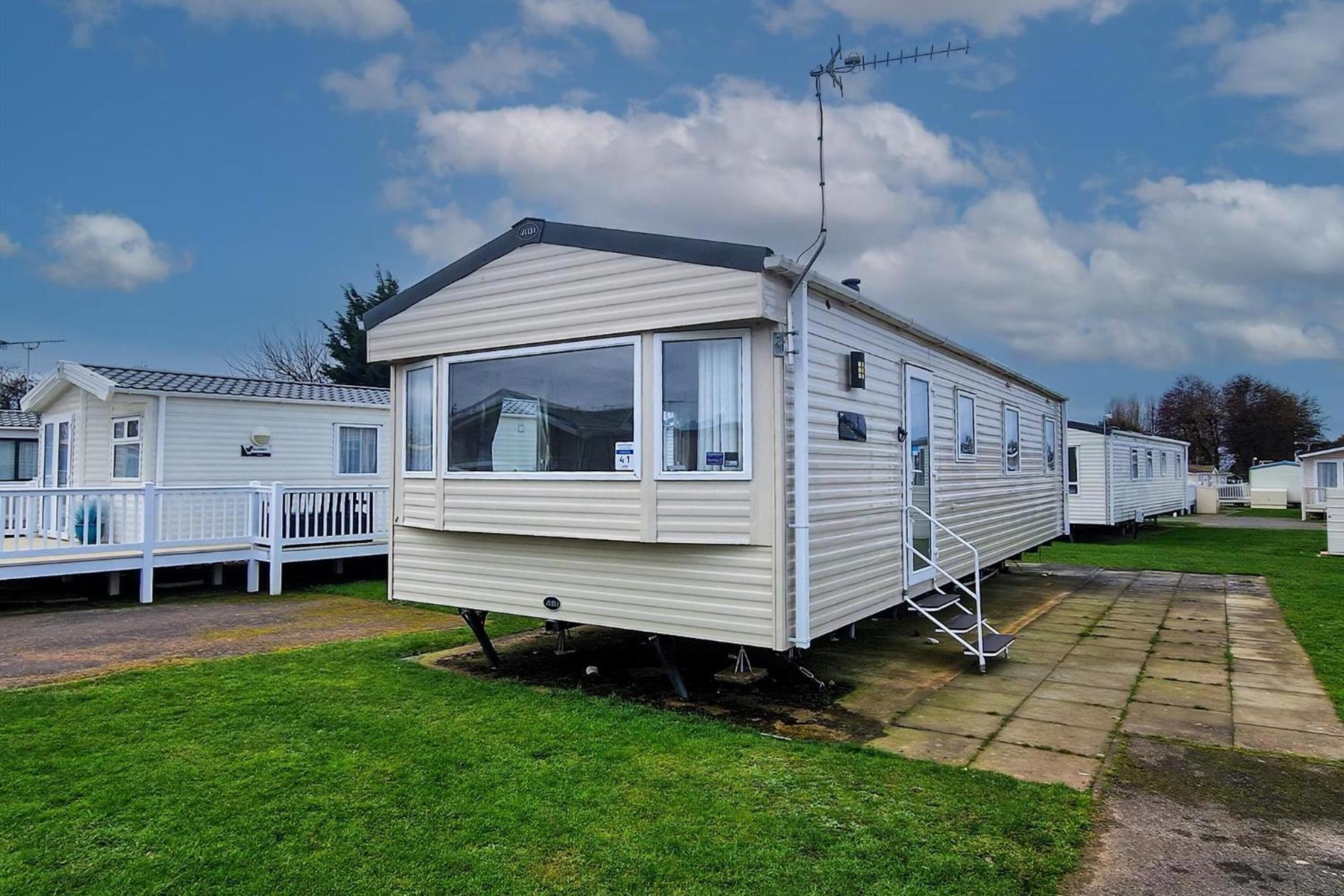 8 Berth Caravan For Hire At Manor Park Near To A Great Beach Ref 23041C Hunstanton Exteriér fotografie